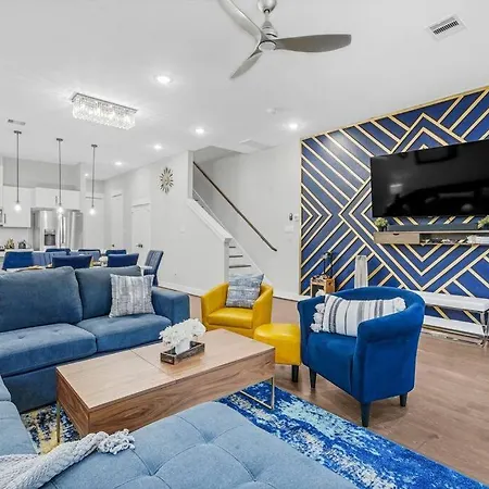 Spacious Villa 3Br 3 And Half Ba Medcenter Dwntwn Hottub